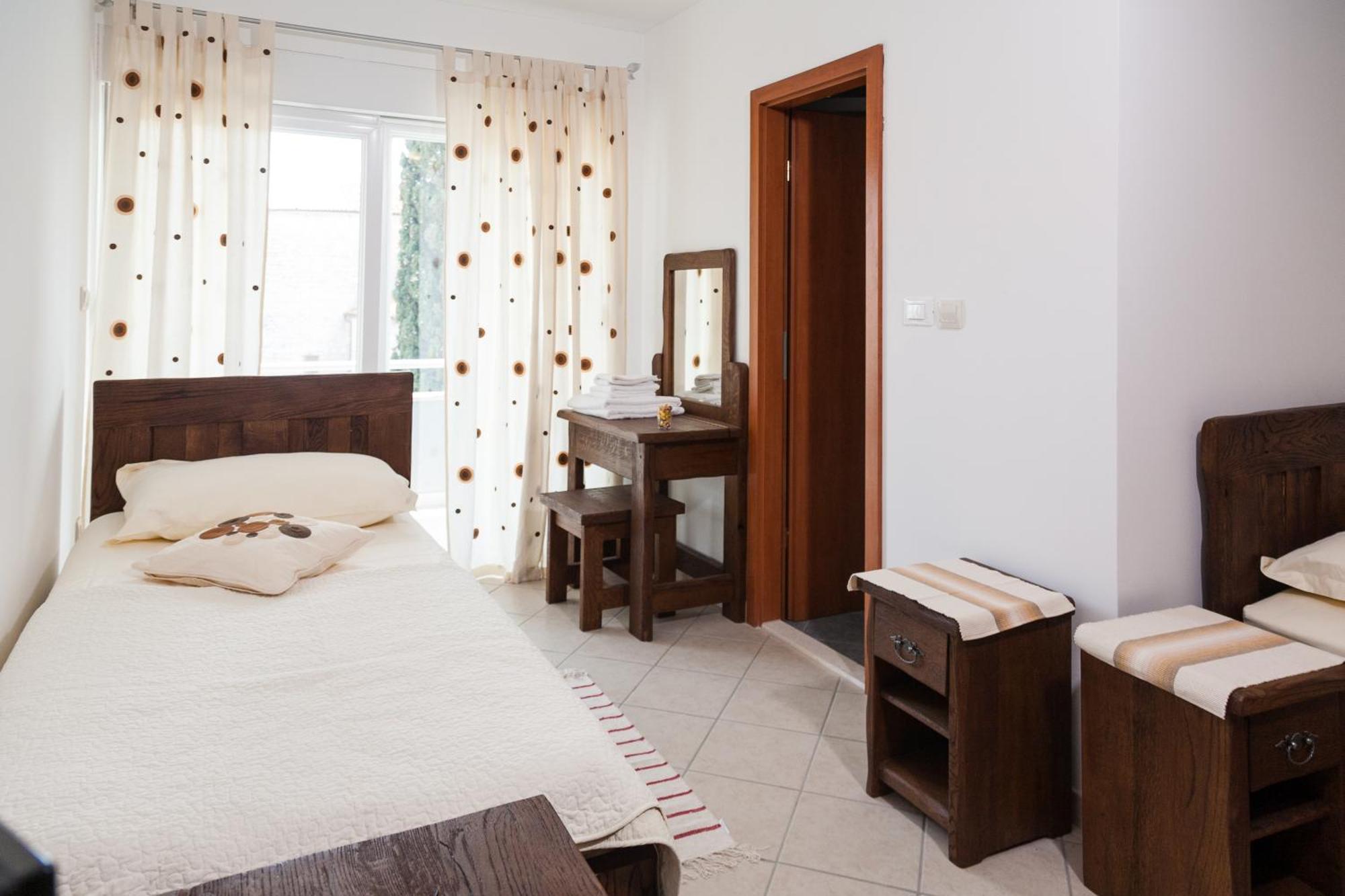 Rooms Vesna Kaštela Екстериор снимка